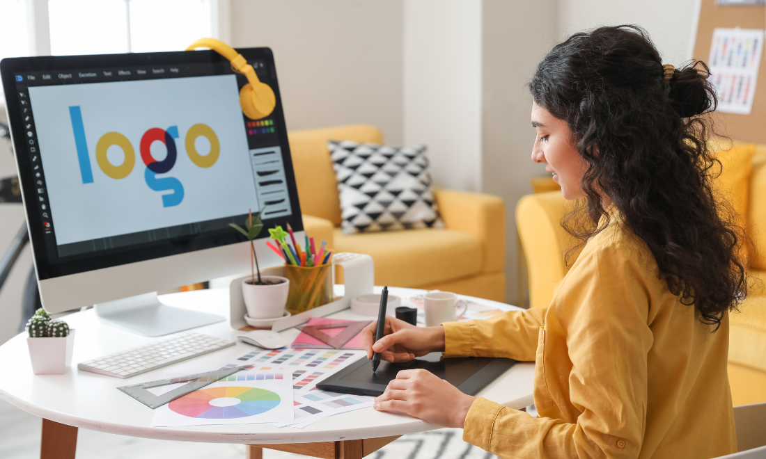 Graphic Designer in Colombia